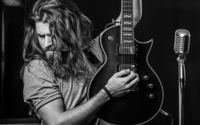 Männer mit langen Haaren sind 2018 total sexy